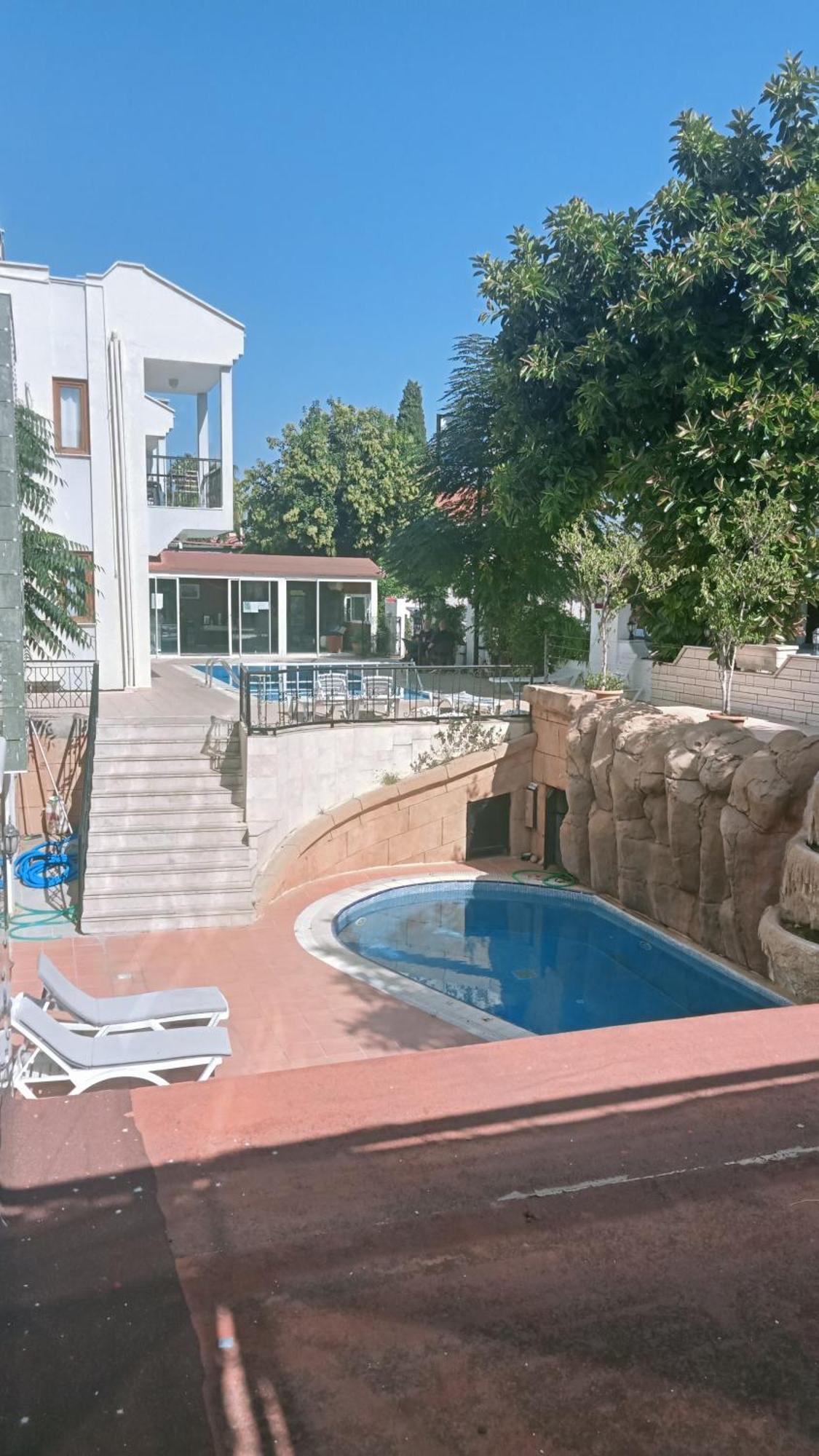 London House Hotel Kemer Bagian luar foto